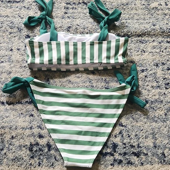 Cupshe SZ S 2 Piece Green Stripe - Picture 2 of 4